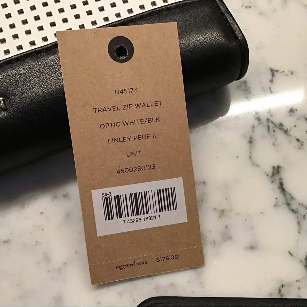 NWT COLE HAAN “Linley” Perforated Travel Wallet GORGEOUS! - Picture 5 of 9